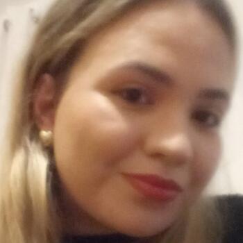 Babysitter in São Paulo: Carolina