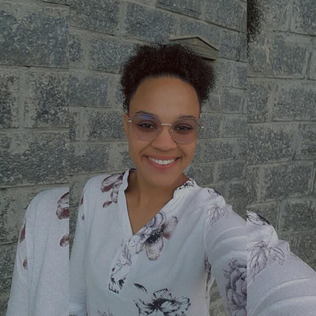 Babysitter in Juiz de Fora: Tamires