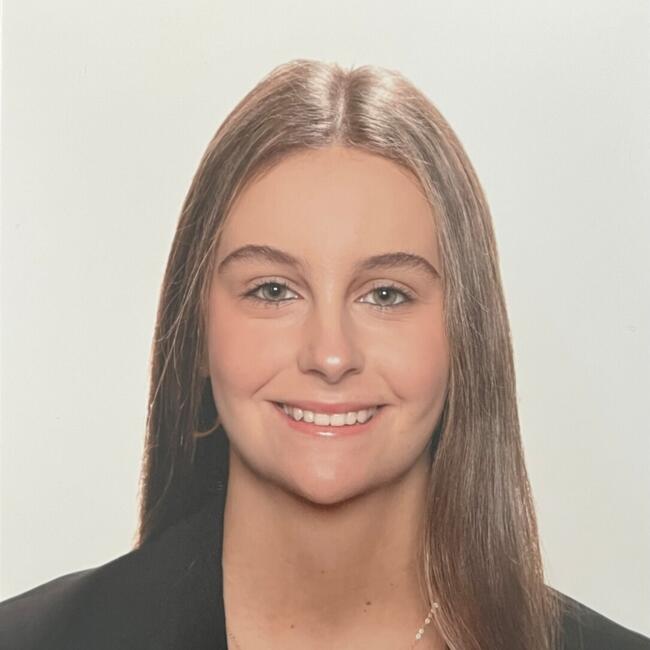 Nanny in A Coruña: Paula