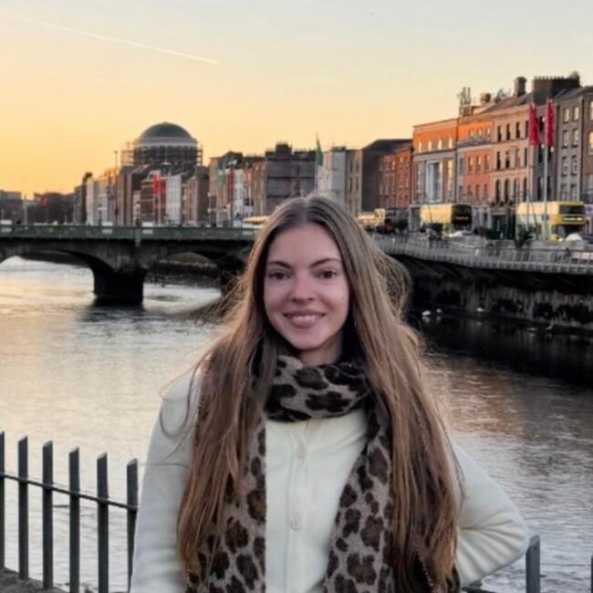 Babysitter in Wicklow: Victoria