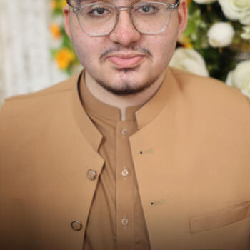 Babysitter in Bradford: Ayaan