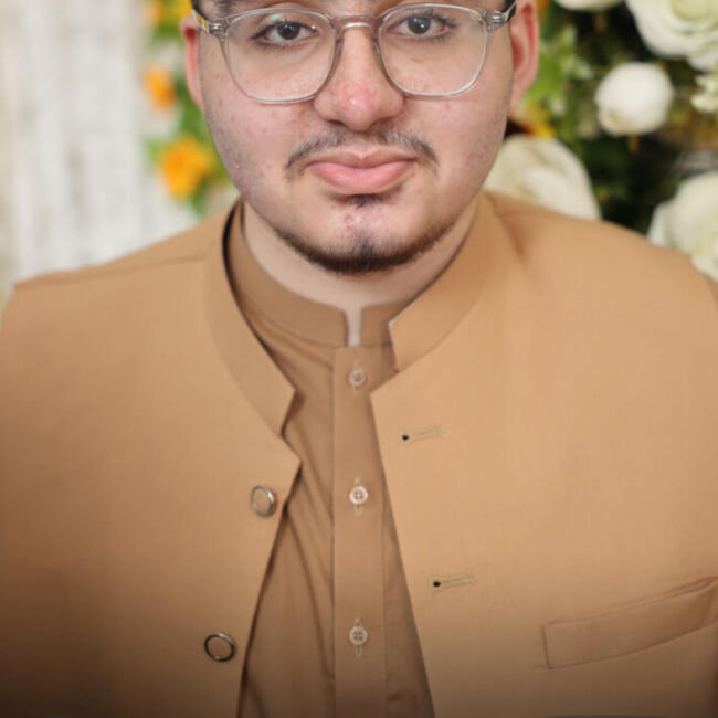 Babysitter in Bradford: Ayaan