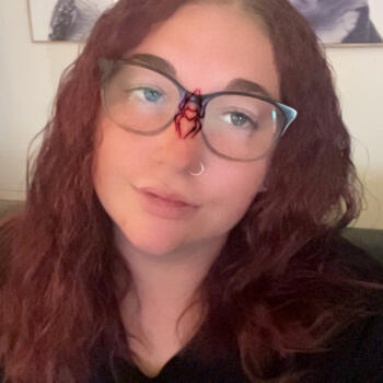 Babysitter Ipswich: Hayley