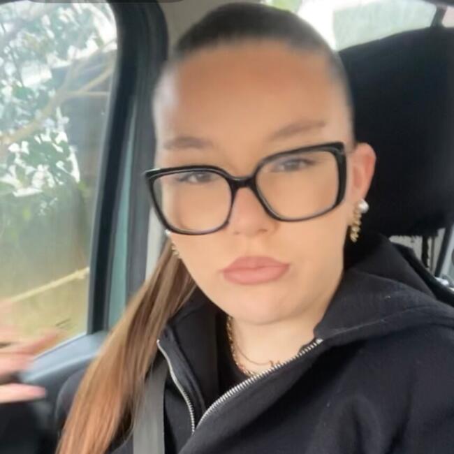 Babysitter in Albi: Melissa