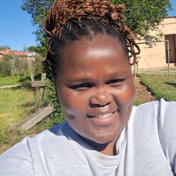 Babysitter in Matatiele: Amahle