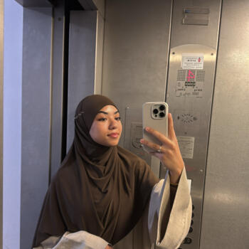 Nanny Nanterre: Tasnim