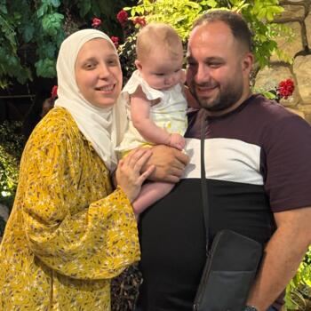 وظيفة جليسة أطفال في عجمان: Raghad