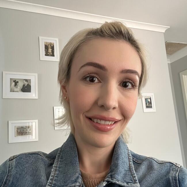 Babysitter in Melbourne: Bianca