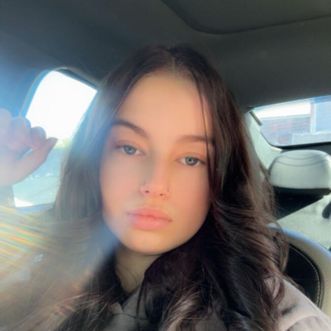 Babysitter in Melbourne: Bianca