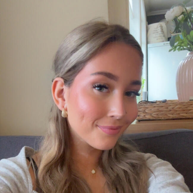 Barnevakt i Strand (Strand): Sanna