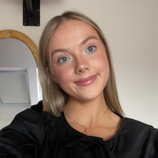 Babysitter in Milltown Malbay: Eimear