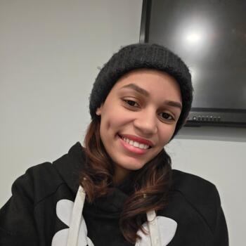 Babysitter in Elizabeth: Daniela