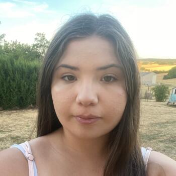 Babysitter in Avrigney-Virey: Lola