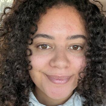 Babysitter in Fair Oaks: Lola