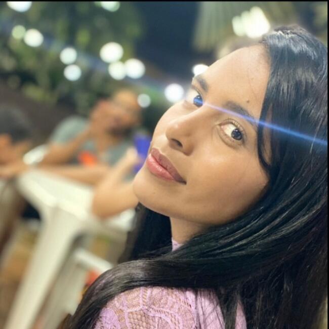 Babysitter in Brüssel: Sara