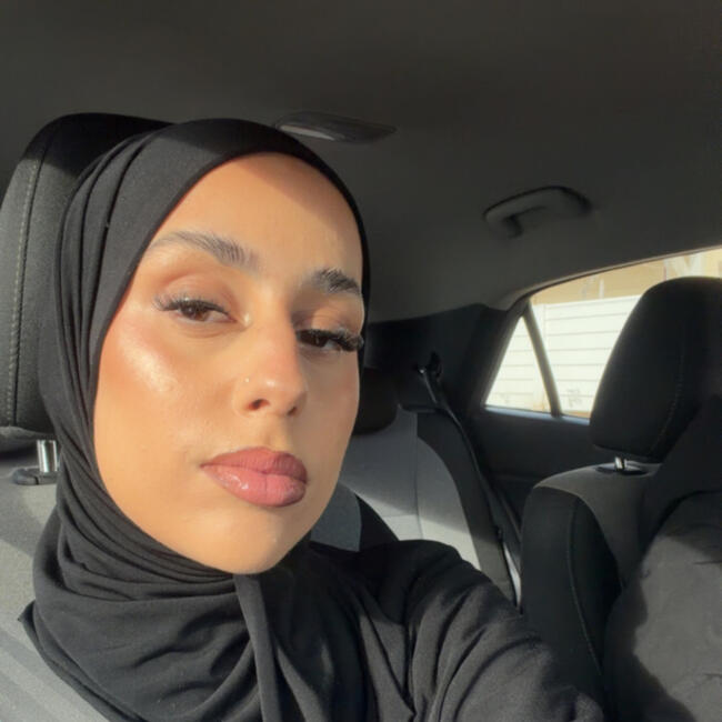 Babysitter in Le Haillan: Halima