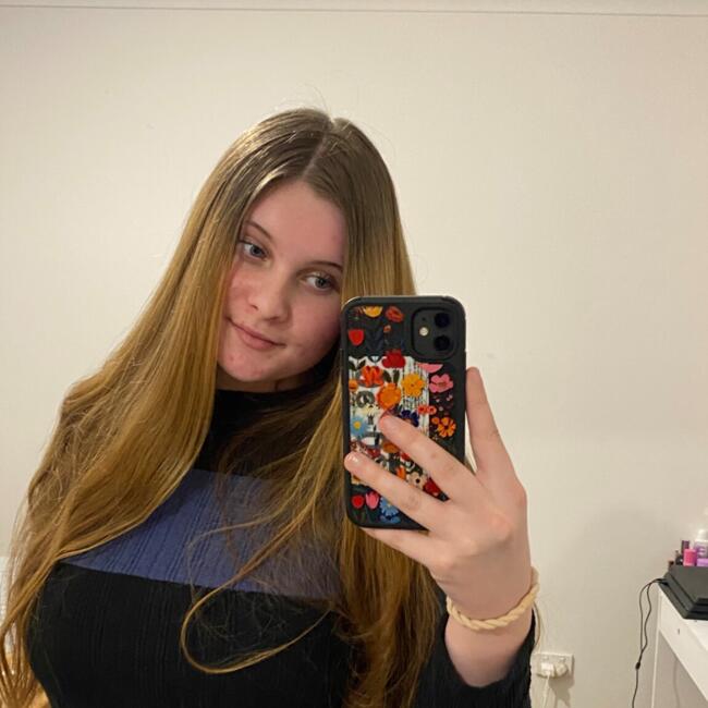 Babysitter in Melbourne: Bella