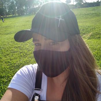 Babysitter in São José dos Pinhais: Jéssica