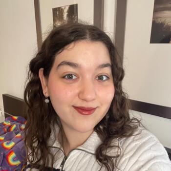 Babysitter in L'Hospitalet de Llobregat: Ranya