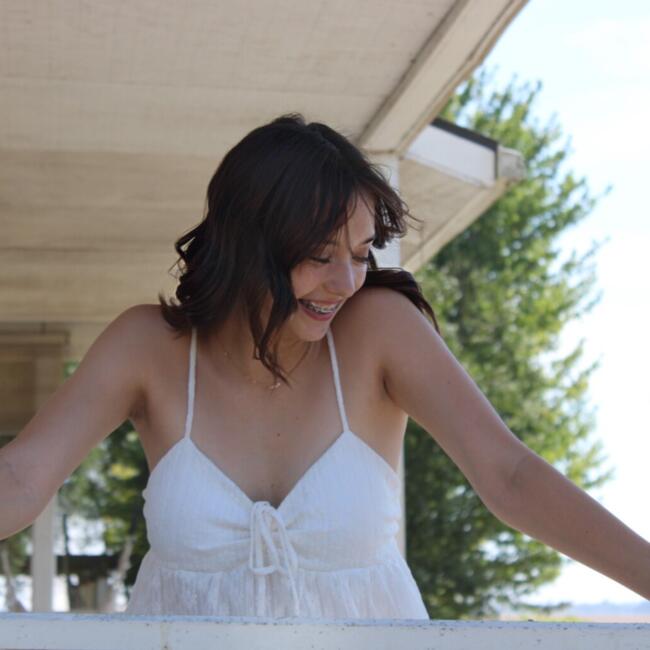 Babysitter in Halsey: Kahaeli