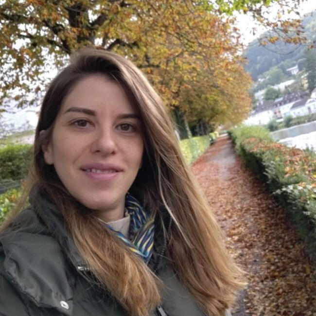 Babysitter in Vienna: Samareh