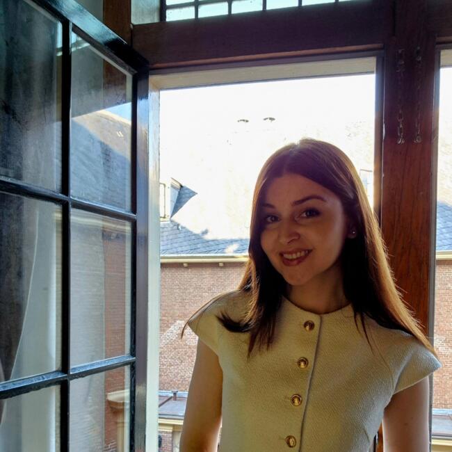 Oppas in Vlaardingen: Majda