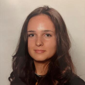 Babysitter Saint-Nazaire: Teodora-Sofia
