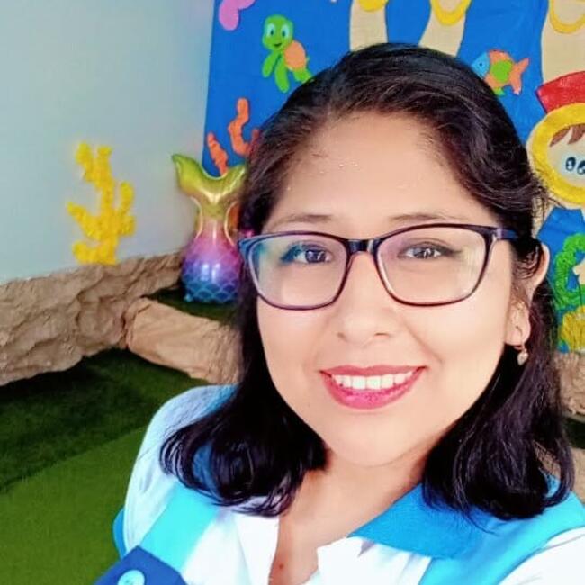 Babysitter in Lima: Milagros