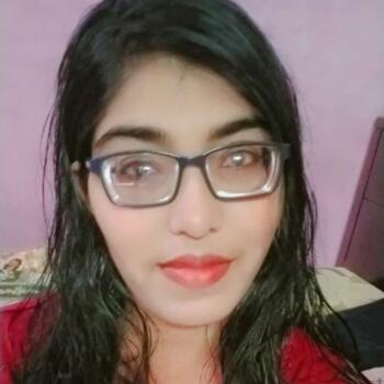 बेबीसिटर गुरुग्राम: Chandni