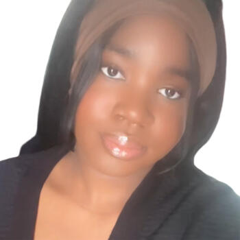 Babysitter in Champigny-sur-Marne: Kayleen