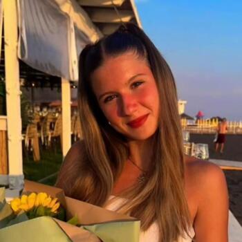 Babysitter Ladispoli: Serena