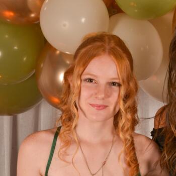 Babysitter in Inglewood: Maddie