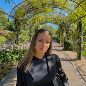 Babysitter in Prague: Ema