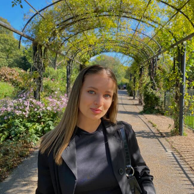 Babysitter in Prague: Ema