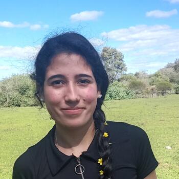Babysitter in San Miguel: Luciana