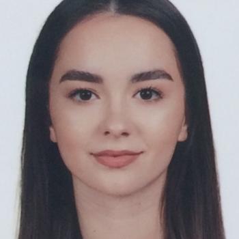 Babysitter Innsbruck: Ugnė