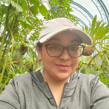 Trabajo para niñera en Quito: trabajo de niñera Karina