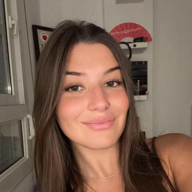 Babysitter in Alicante: Candela