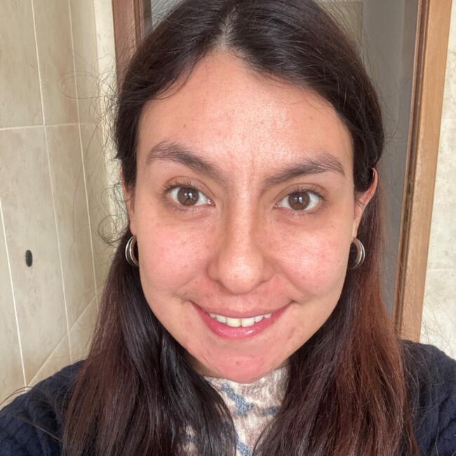 Babysitter in Lisbon: Javiera