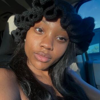 Babysitter in Wyandotte: Zy'kera