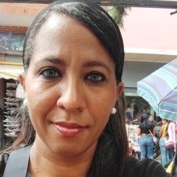 Niñera en Caracas: Lilian