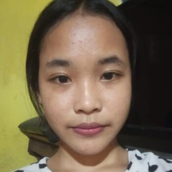 Babysitter di Kota Tegal: Bella