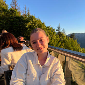 Babysitter Lancrans: Marion