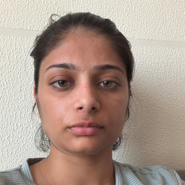 Surat में बेबीसिटिंग की नौकरी: Nikita