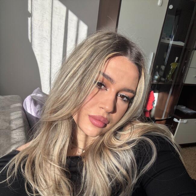 Babysitting job in Cluj-Napoca: Denisa