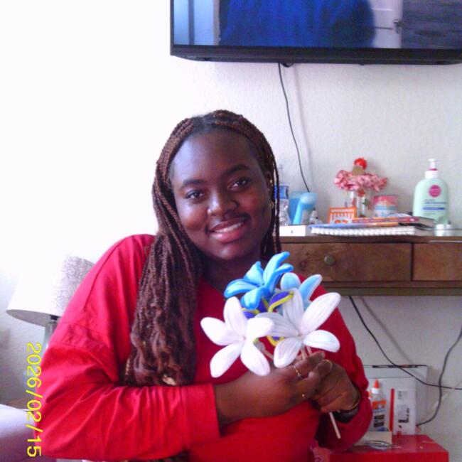 Babysitter in Cypress Falls Estates: Nicole