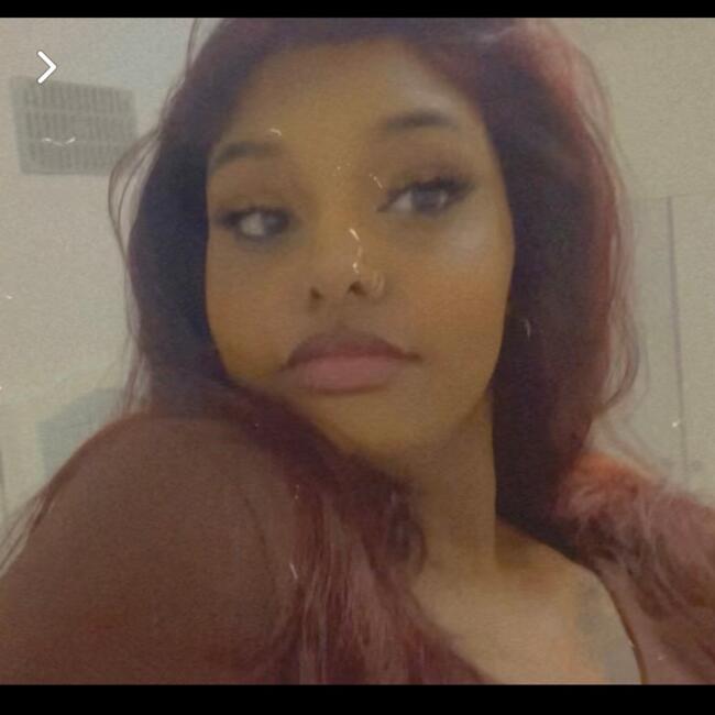 Babysitter in London: Arthy