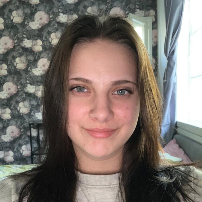 Barnvakt i Hollola: Beea