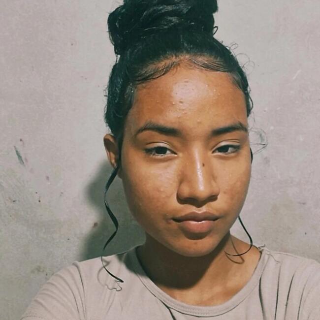 Babysitter in Redenção: Kaylla