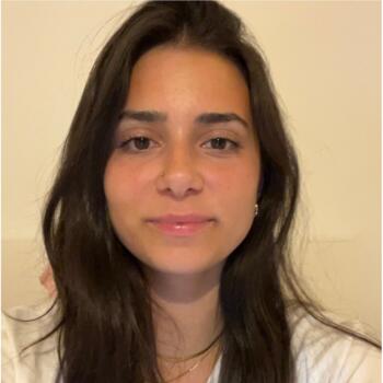 Babysitter em Pontinha: Daniela